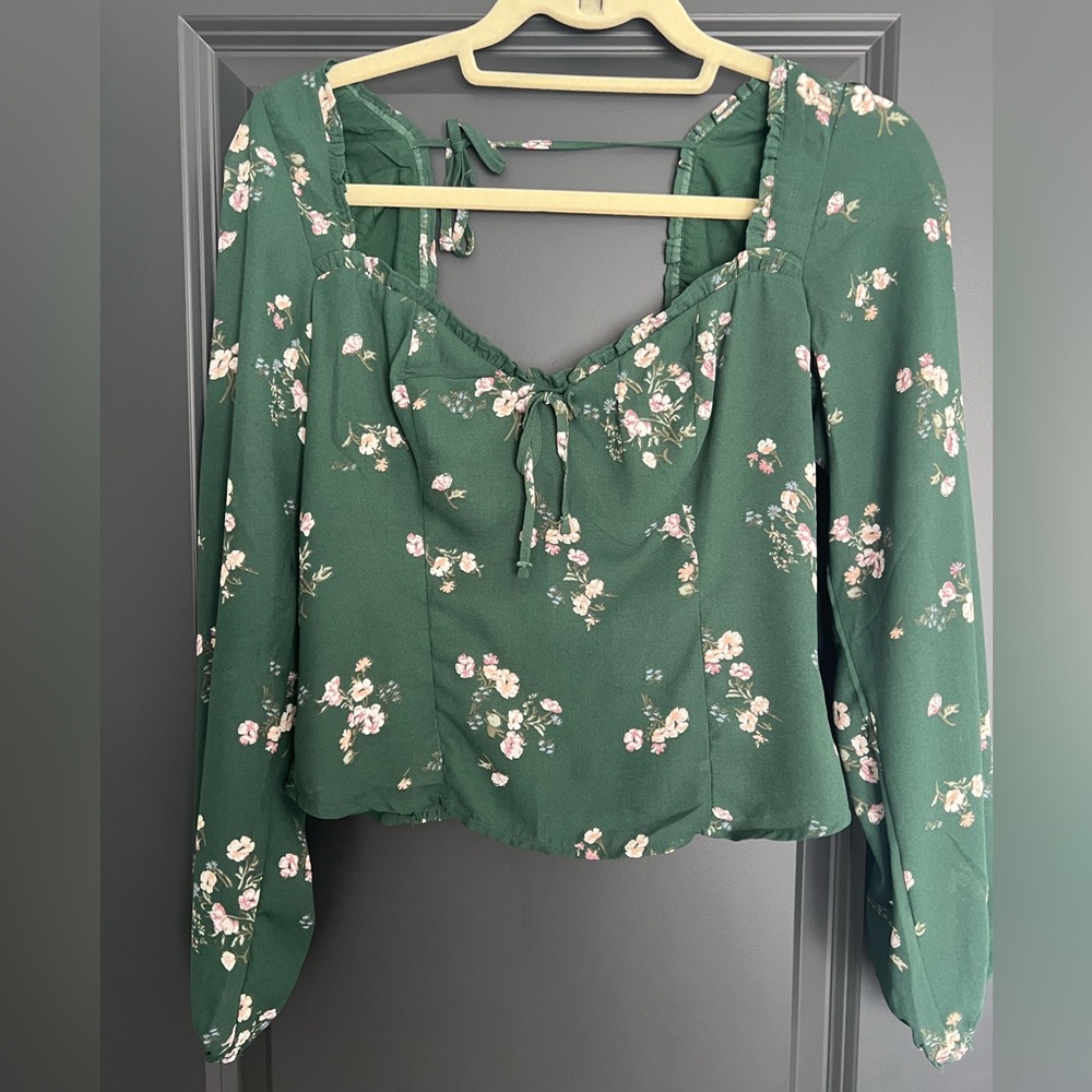 Abercrombie & Fitch Green Floral Top